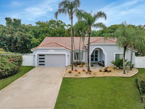 1800 Water Ridge Dr, Weston, FL, 33326-2386 | Card Image
