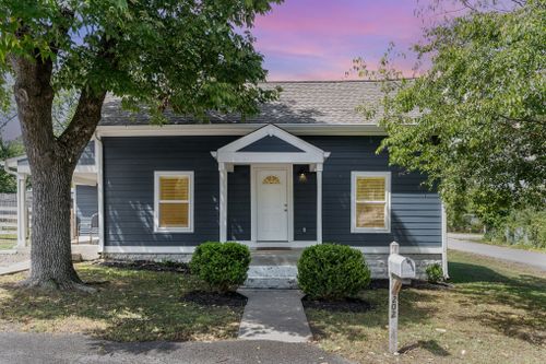 202 6th Ave S, Lewisburg, TN, 37091 | Card Image