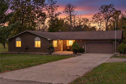 10913 Mile Road, New Lebanon, OH, 45345 | Card Image
