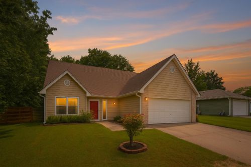 3701 Churchill Dr, COLUMBIA, MO, 65201-7337 | Card Image