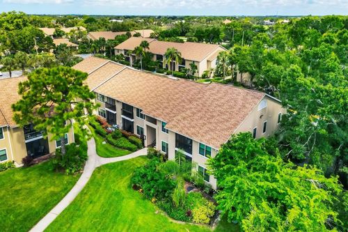 27-4001 Crockers Lake Blvd, SARASOTA, FL, 34238-5442 | Card Image