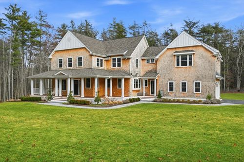 695 Keene St, Duxbury, MA, 02332-2964 | Card Image