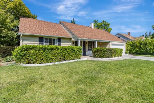 1700 Parkhills Ave, Los Altos, CA, 94024-6131 | Card Image