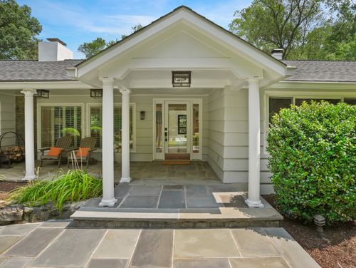 29 Salem Rd, Westport, CT, 06880-3725 | Card Image