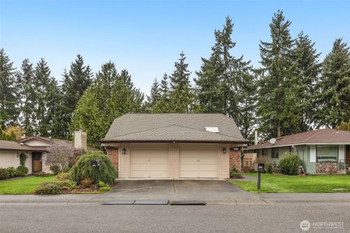 24613 13th Avenue S, Des Moines, WA, 98198 | Card Image