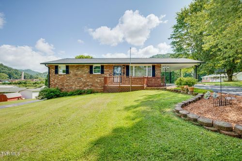 21495 Gale Ave, Bristol, VA, 24202-1227 | Card Image