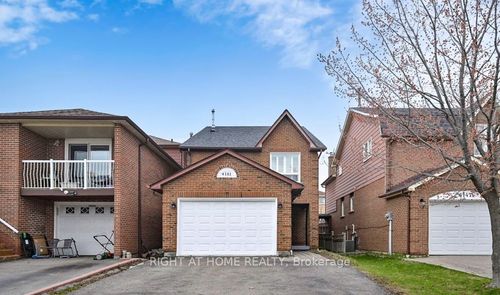 4151 Quaker Hill Dr, Mississauga, ON, L5C3M2 | Card Image
