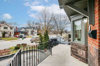 8 Randolph Rd, House other with 3 bedrooms, 4 bathrooms and 3 parking in East York ON | Image 2