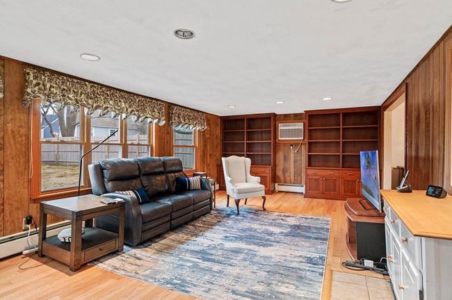 23 Hillcrest Rd, House other with 4 bedrooms, 2 bathrooms and 1 parking in Marblehead MA | Image 18
