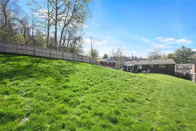 926 Cedarwood Dr, House other with 3 bedrooms, 2 bathrooms and 2 parking in Pittsburgh PA | Image 27
