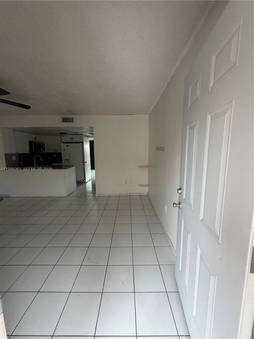 16205-2170 W 60th St, Hialeah, FL, 33016-2643 | Card Image