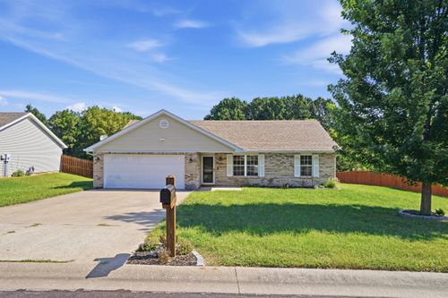 7820 N Chesley Dr, Columbia, MO, 65202 | Card Image