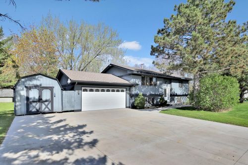 13981 Norwood Ln N, Dayton, MN, 55327-2801 | Card Image