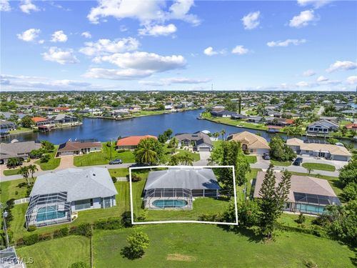 1002 Se 17th St, Cape Coral, FL, 33990-4548 | Card Image