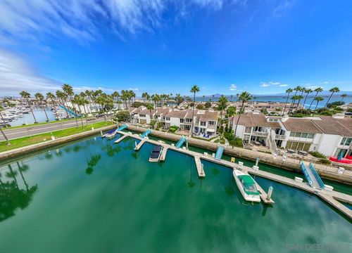 94 Kingston Ct W, Coronado, CA, 92118-3354 | Card Image