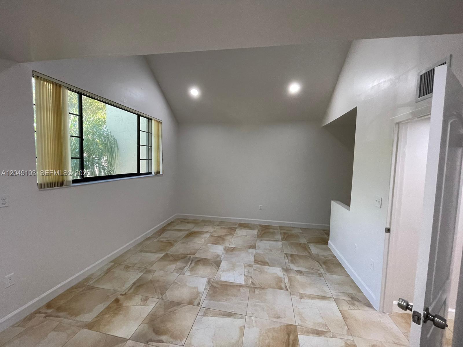 Residential in Miami 4