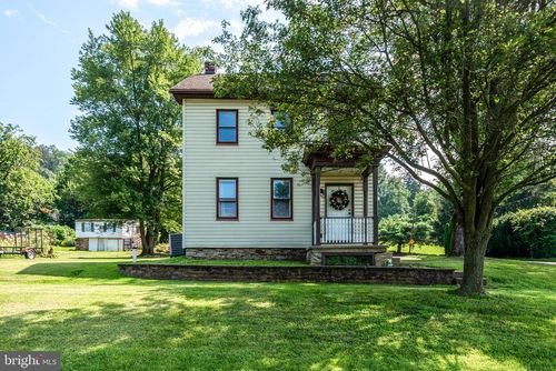 1868 Water St, WASHINGTON BORO, PA, 17582-9774 | Card Image