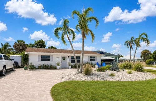 7686 Se Hilltop Ter, Hobe Sound, FL, 33455-4723 | Card Image