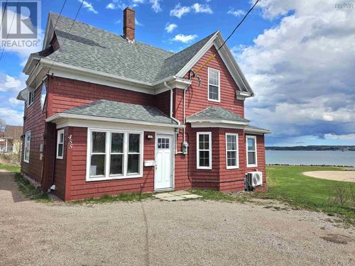 455 Purves St, North Sydney, NS, B2A1C7 | Card Image