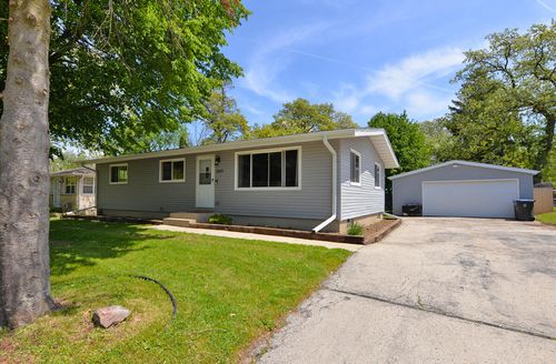 3229 Kearney Ave, Mount Pleasant, WI, 53403-4318 | Card Image