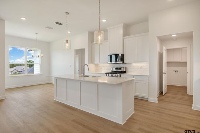 430 Mary Cir, House other with 4 bedrooms, 2 bathrooms and null parking in Bullard TX | Image 11