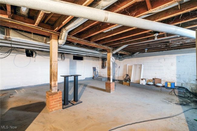 View of unfinished basement | Image 38
