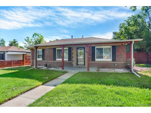 2810 Oneida St, Denver, CO, 80207-3537 | Card Image
