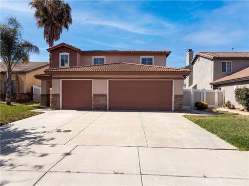 4825 Woods, Hemet, CA, 92545 | Card Image