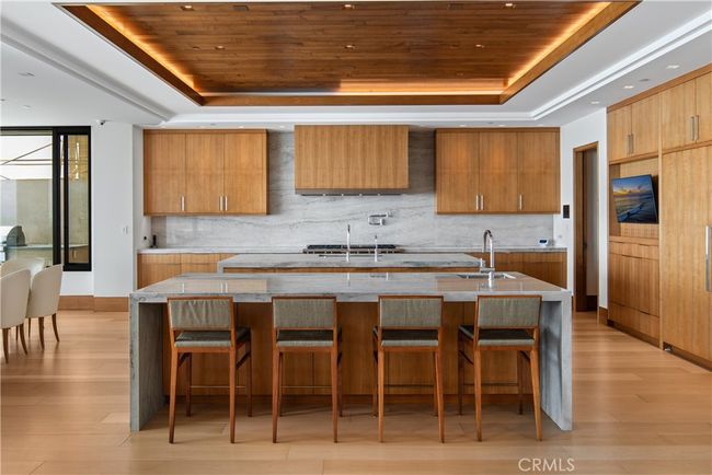 17 Strand Beach Dr, House other with 5 bedrooms, 6 bathrooms and 3 parking in Dana Point CA | Image 11