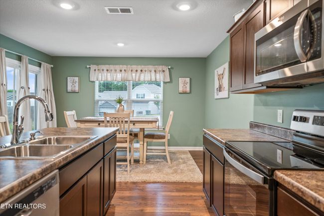 9502 Joy Denise Ln, House other with 3 bedrooms, 3 bathrooms and null parking in Heiskell TN | Image 15