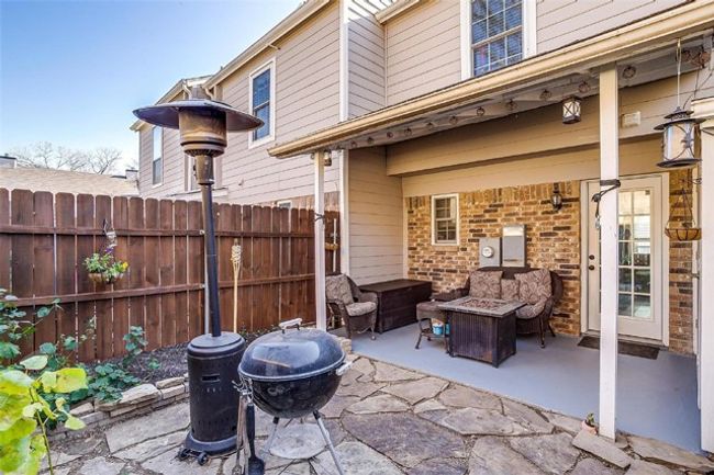 32 Abbey Rd, Condo with 2 bedrooms, 2 bathrooms and null parking in Euless TX | Image 31
