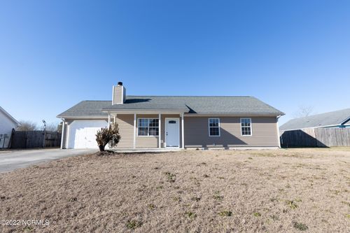 135 Parnell Rd, Hubert, NC, 28539-4544 | Card Image