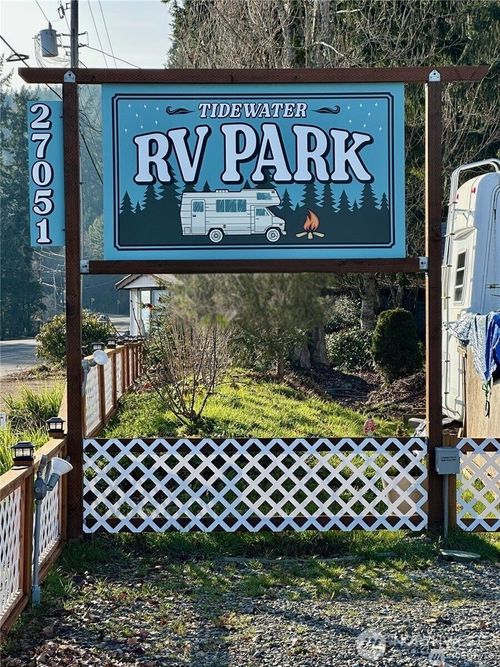 5-27051 N Us Highway 101, Hoodsport, WA, 98548-9623 | Card Image