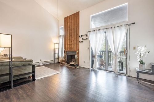 8 Elm Trl, Wisconsin Dells, WI, 53965-8847 | Card Image