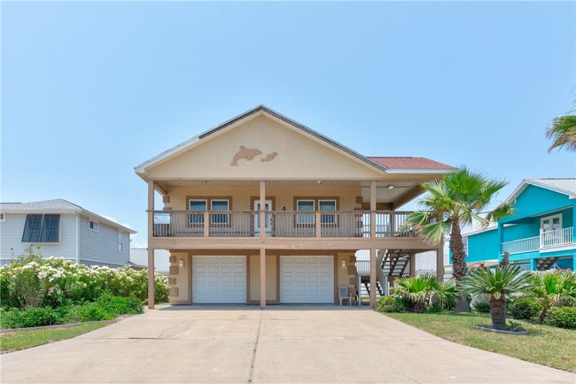 689 Morgan Cir, House other with 4 bedrooms, 3 bathrooms and null parking in Port Aransas TX | Image 30
