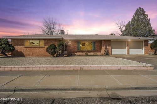 2290 Avalon Dr, Las Cruces, NM, 88005-1406 | Card Image