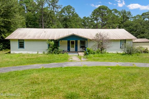 8236 Stonehaven Dr, Vancleave, MS, 39565 | Card Image
