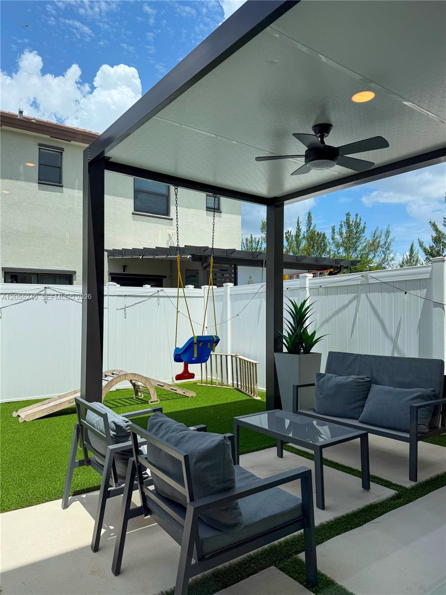 Residential in Hialeah 2
