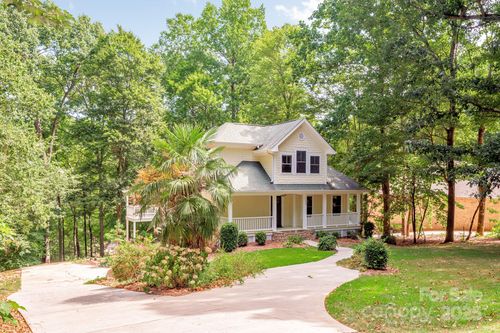 7933 Woodhill Cove Ln, Denver, NC, 28037-9358 | Card Image