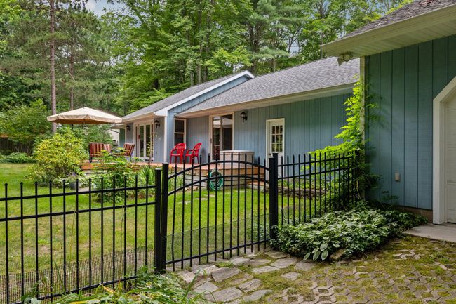 62-web-or-mls-C__N8046 | Image 63