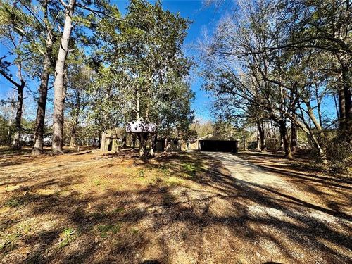 76052 Crystal Dr, Covington, LA, 70435-5710 | Card Image