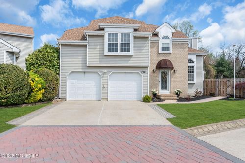 190 Kentucky Way, Freehold, NJ, 07728-4652 | Card Image