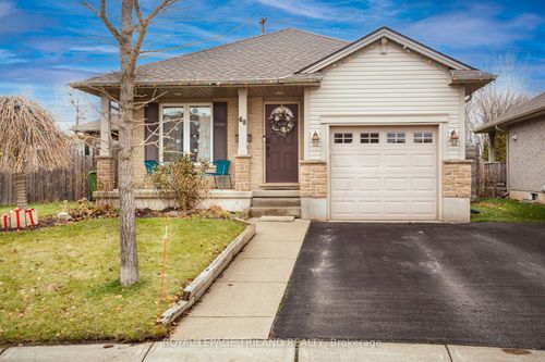 68 Meadowvale Dr, Saint Thomas, ON, N5P4P3 | Card Image