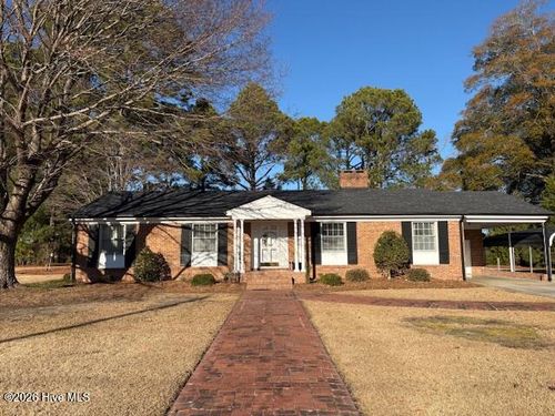 207 W Carolina St, Fremont, NC, 27830-7900 | Card Image