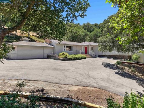 1 Greenwood Ct, Orinda, CA, 94563-3610 | Card Image