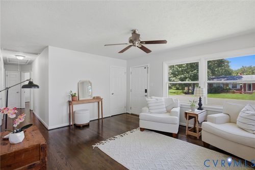 404 Raines Ave, Sandston, VA, 23150-2031 | Card Image