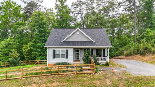 355 Estate Dr, Dahlonega, GA, 30533-8832 | Card Image