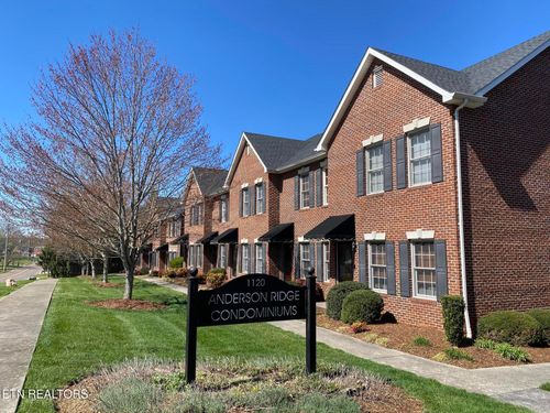 apt-4-1120 Skyline Dr, Johnson City, TN, 37604-3780 | Card Image