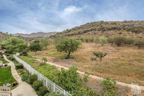 407-5805 Oak Bend Ln, Oak Park, CA, 91377-5609 | Card Image
