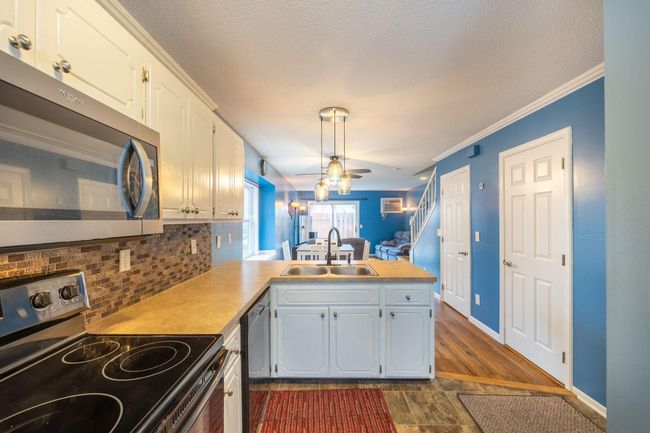 6-web-or-mls-208.jpg | Image 4